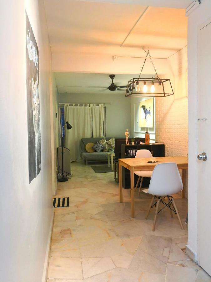 A Modest Lodge @Town Melaka #Nearjonker. Kota Laksamana エクステリア 写真